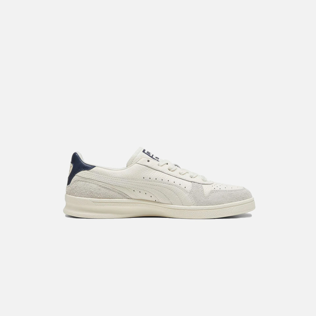 Indoor "Frosted Ivory/Vapor Gray